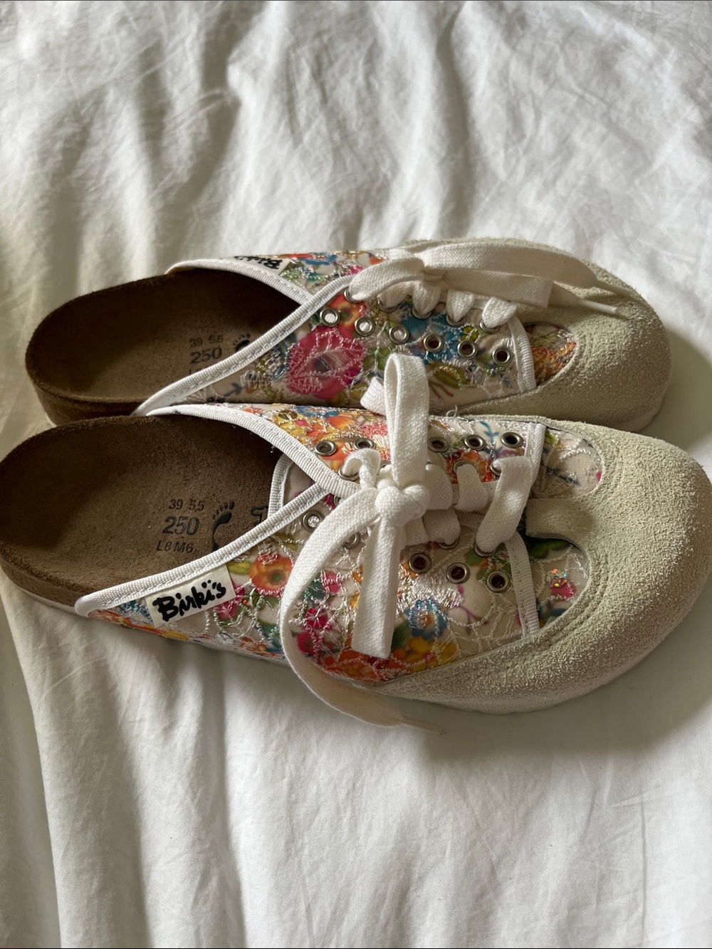 Birkenstocks Birki’s women’s size 39 US 8 floral slip on lace sequin embroidery - Picture 2 of 10